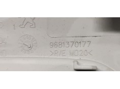 Recambio de luz interior para peugeot 5008 2.0 hdi referencia OEM IAM 9681370177  