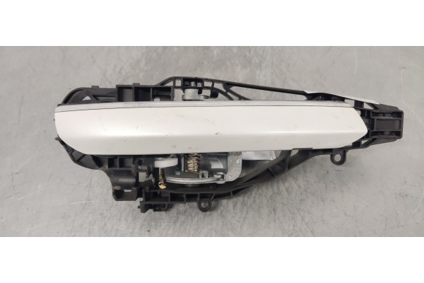 Recambio de maneta exterior delantera derecha para bmw serie 7 (g11/g12) 6a350000 referencia OEM IAM 7377242  