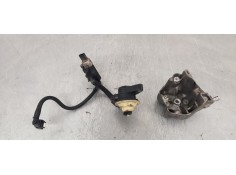 Recambio de bomba combustible para peugeot 3008 1.5hdi 130 fap referencia OEM IAM 9824088780  