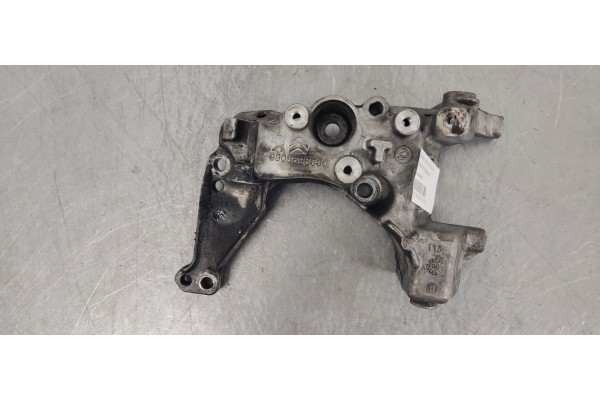 Recambio de soporte alternador para peugeot 3008 1.5hdi 130 fap referencia OEM IAM 9808696680  