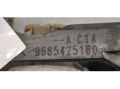 Recambio de faro antiniebla izquierdo para peugeot 5008 2.0 hdi referencia OEM IAM 9685425180  