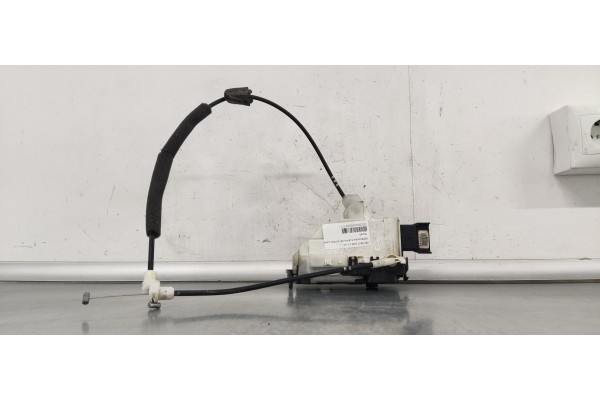 Recambio de cerradura puerta delantera derecha para peugeot 5008 2.0 hdi referencia OEM IAM 732290  