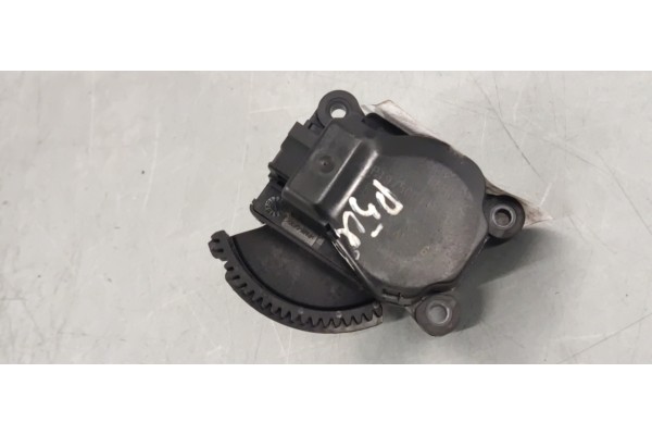 Recambio de motor apertura trampillas climatizador para peugeot 5008 2.0 hdi referencia OEM IAM P1975001U  