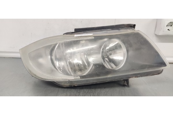 Recambio de faro derecho para bmw serie 3 berlina (e90) 2.0 i referencia OEM IAM 6942724  