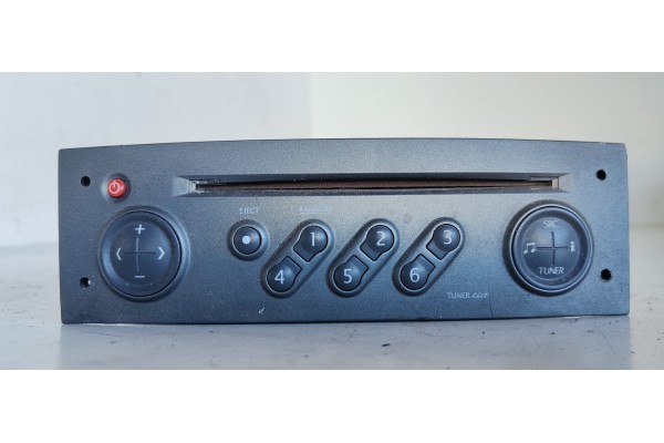 Recambio de sistema audio / radio cd para renault scenic ii emotion referencia OEM IAM 8200300859B  