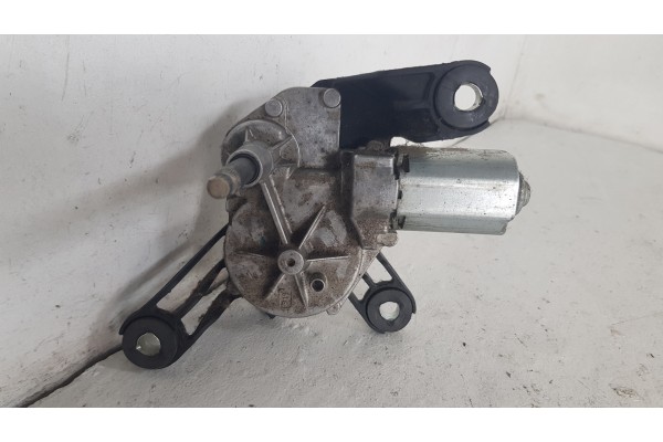 Recambio de motor limpia trasero para opel astra h ber. edition referencia OEM IAM 13105981  