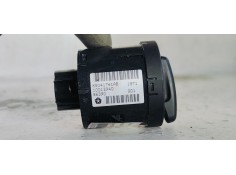 Recambio de mando luces para lancia thema 3.0jtd 240 fap referencia OEM IAM 68041761AB  