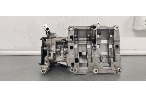 Recambio de bomba aceite para bmw x3 (f25) 2.0 d referencia OEM IAM 7810823  