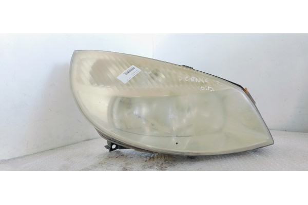 Recambio de faro derecho para renault scenic ii 1.5dci 105 referencia OEM IAM   