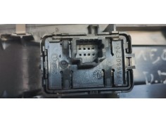 Recambio de mando elevalunas delantero derecho para renault megane iii coupe expression referencia OEM IAM   