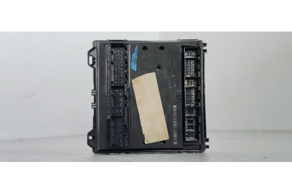 Recambio de caja reles / fusibles para seat ibiza (6l1) hit referencia OEM IAM 6Q1937049D  