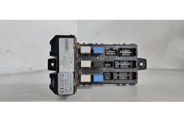 Recambio de caja reles / fusibles para hyundai santa fe (sm) 2.0 crdi cat referencia OEM IAM 9540026500  
