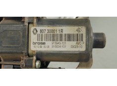 Recambio de elevalunas delantero derecho para renault scenic iii 1.9 dci 130 referencia OEM IAM 807300011R  