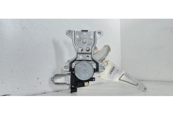 Recambio de elevalunas trasero derecho para suzuki sx4 rw (ey) glx referencia OEM IAM 8353079J00  