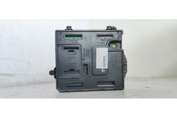 Recambio de modulo electronico para renault megane iii coupe expression referencia OEM IAM 284B17288R  