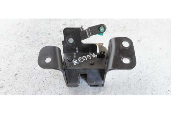 Recambio de cerradura maletero / porton para ssangyong rexton rx 270 full referencia OEM IAM   