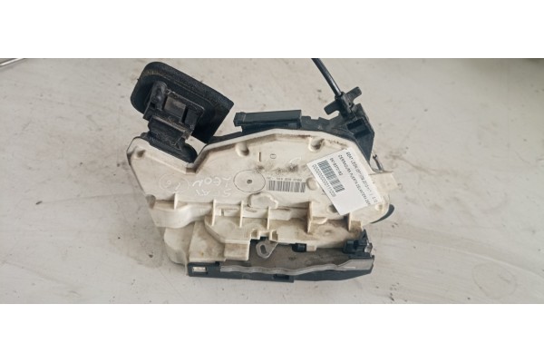 Recambio de cerradura puerta delantera derecha para seat leon (5f1) 1.0 tsi referencia OEM IAM 5K1837016Q  