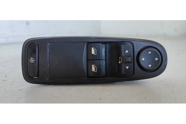 Recambio de mando elevalunas delantero izquierdo para citroen c4 picasso exclusive plus referencia OEM IAM 96639381ZD  