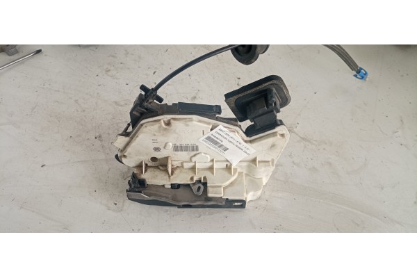 Recambio de cerradura puerta trasera izquierda para seat leon (5f1) 1.6 tdi referencia OEM IAM 5K4839015Q  