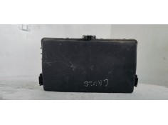 Recambio de caja reles / fusibles para chevrolet cruze 1.6 i 113 referencia OEM IAM 13222782  