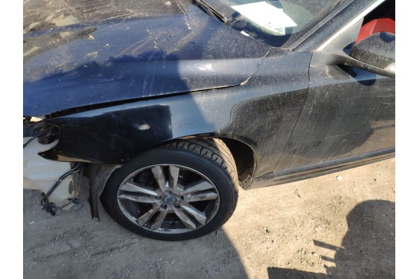 Recambio de aleta delantera izquierda para volvo v70 familiar summum referencia OEM IAM   