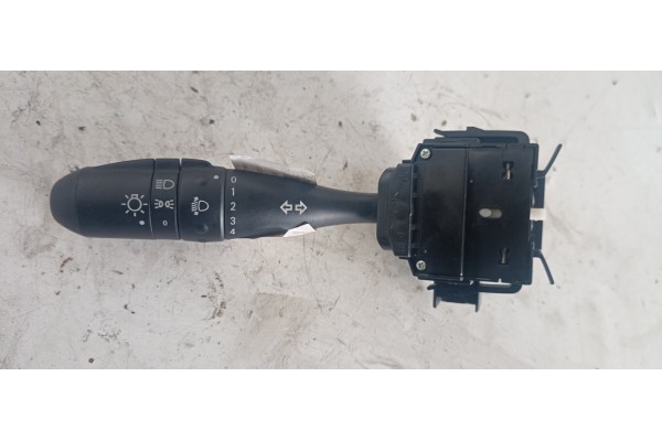 Recambio de mando luces para smart forfour 1.3 cat referencia OEM IAM 17E018  