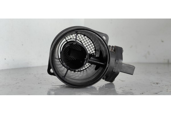 Recambio de caudalimetro para volkswagen passat berlina (3c2) 2.0 tdi referencia OEM IAM 0281002461 074906461B 