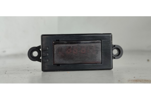 Recambio de pantalla multifuncion para kia sorento 2.5 crdi cat referencia OEM IAM 945003E150  