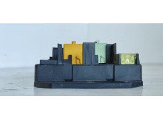 Recambio de caja reles / fusibles para land rover range rover (lm) v8 se referencia OEM IAM 518776109  