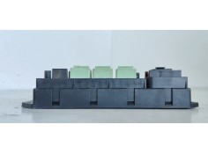 Recambio de caja reles / fusibles para land rover range rover (lm) v8 se referencia OEM IAM 518776109  