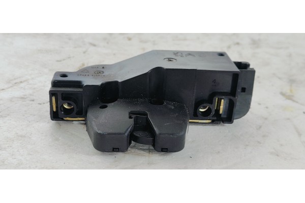 Recambio de cerradura maletero / porton para citroen c3 1.4 referencia OEM IAM 9652301980  