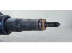 Recambio de inyector para volkswagen passat berlina (3b3) comfortline referencia OEM IAM 038130079FX  