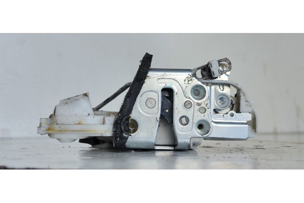 Recambio de cerradura puerta delantera derecha para suzuki sx4 rw (ey) glx referencia OEM IAM   