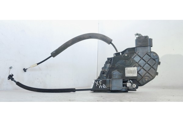 Recambio de cerradura puerta delantera derecha para jaguar xf 3.0 i referencia OEM IAM 6W8A21812AF  