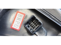 Recambio de retrovisor derecho para hyundai santa fe (sm) 2.4 cat referencia OEM IAM 012147  