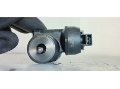 Recambio de inyector para volkswagen passat berlina (3b3) comfortline referencia OEM IAM 038130079FX  