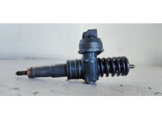 Recambio de inyector para volkswagen passat berlina (3b3) comfortline referencia OEM IAM 038130079FX  