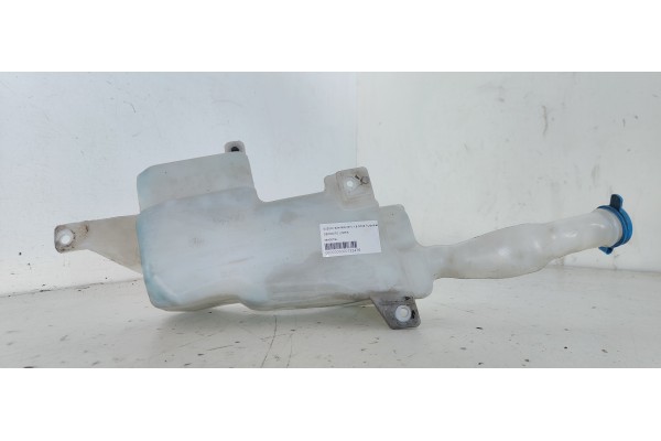 Recambio de deposito limpia para suzuki sx4 rw (ey) glx referencia OEM IAM 3840079J  