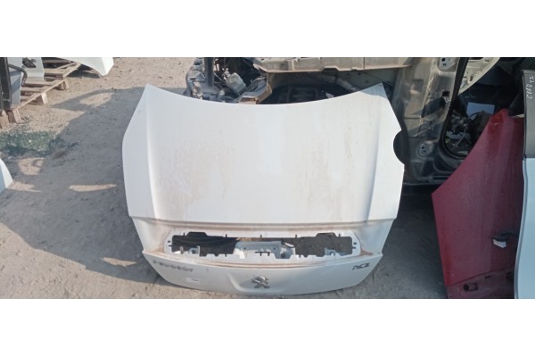 Recambio de tapa maletero para peugeot rcz 2.0 hdi 163 fap referencia OEM IAM   