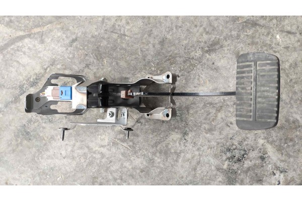 Recambio de pedal freno para subaru forester 2.0 diesel cat referencia OEM IAM 50526 17824H 