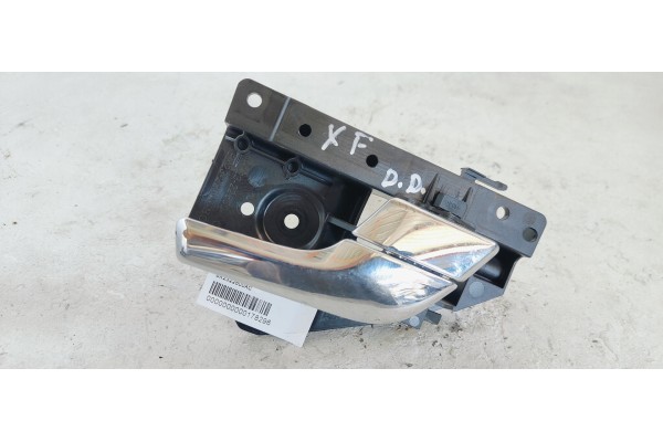 Recambio de maneta interior delantera derecha para jaguar xf 3.0 i referencia OEM IAM 8X2322600AC  