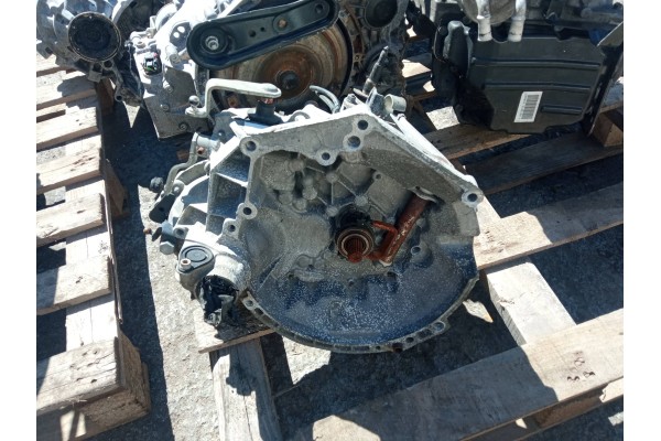 Recambio de caja cambios para peugeot 206+ 1.1 i 60 referencia OEM IAM 20CQ82  