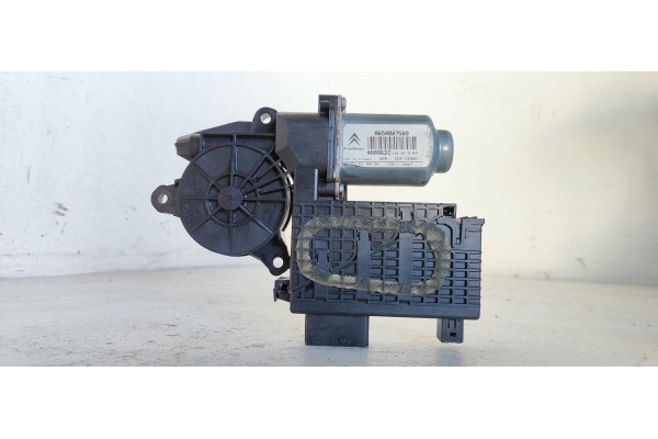 Recambio de motor elevalunas delantero derecho para citroen c4 picasso exclusive plus referencia OEM IAM 9654087580  