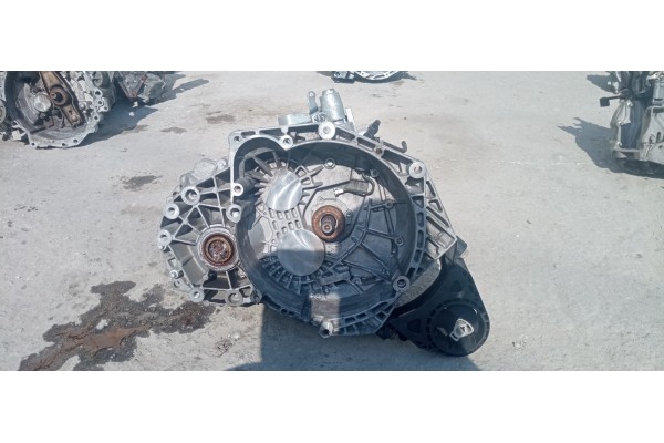Recambio de caja cambios para opel insignia berlina excellence referencia OEM IAM 55561696  