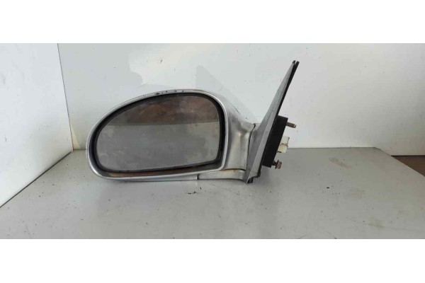 Recambio de retrovisor izquierdo para kia clarus 1.8 cat referencia OEM IAM   
