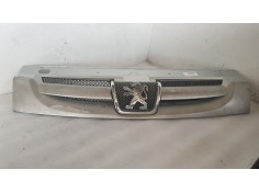 Recambio de rejilla delantera para peugeot partner (s2) rancho plus referencia OEM IAM 9644758577  