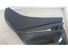 Recambio de guarnecido puerta trasera izquierda para mazda 3 berlina (bp) 2.0 i komp 180 fap referencia OEM IAM BCJH5581D  