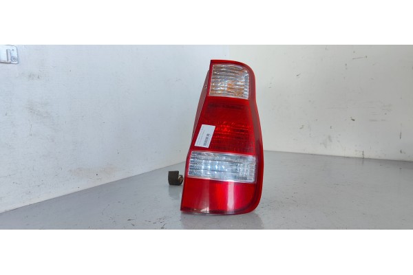 Recambio de piloto trasero derecho para hyundai matrix (fc) 1.5 crdi 16v gls full referencia OEM IAM   