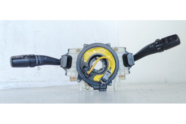 Recambio de mando multifuncion para hyundai santa fe (sm) 2.4 gls 4x4 referencia OEM IAM   