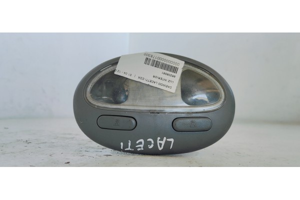Recambio de luz interior para daewoo lacetti cdx referencia OEM IAM 96206561  